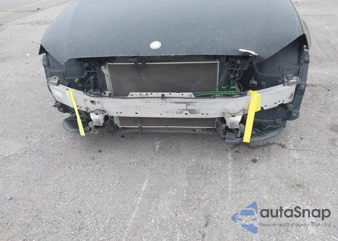 2017 Mercedes-Benz E 300 4Matic из США, поврежденный, VIN WDDZF4KBXHA142640